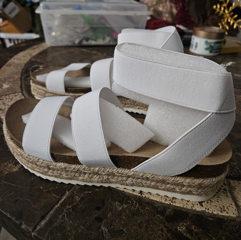 Madden Girl Carly White Espadrille Jute Platform Sandal Womens 8M new in box - Picture 6 of 9